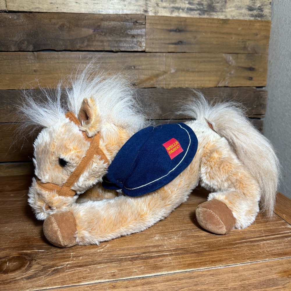 Wells Fargo Legendary Pony Nellie 2015 Plush‎ Stuffed Palomino Horse